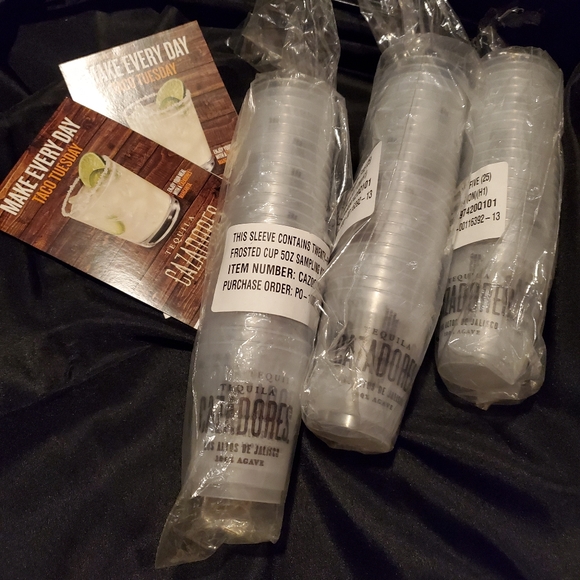 Party Bundle Reuseable NEW Cups by Cazadores Tequila - Picture 3 of 6